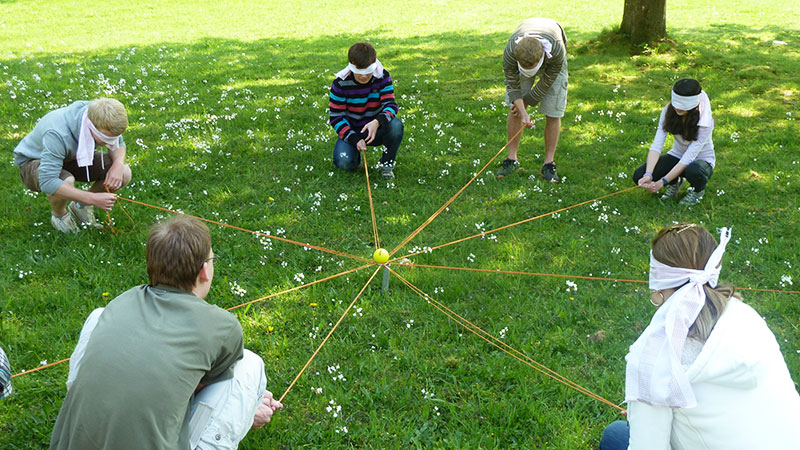 Seminarhauspartner.Blog - Gruppenaktivitäten im Herbst - Ferienland Hübingen - Teambuilding