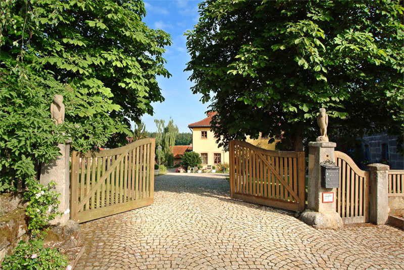 SeminarhausPartner.Blog - SeminarhausPartner-Tipp - Schloss Wasmuthhausen - Eingang