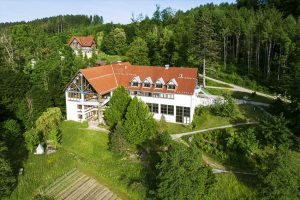 Seminarhaus Sulzbrunn - Ansicht Haus