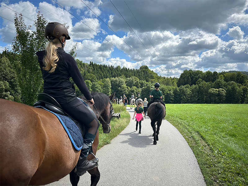 SeminarhausPartner - KIEZ "An der Grenzbaude" - Ferienfreizeit- Unterwegs