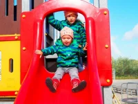 CVJM Waterdelle Borkum - Außengelände mit Spielmöglichkeit für Kinder